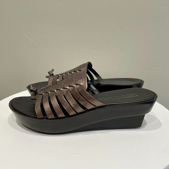 Donald J. Pliner Lea Bronze Platform Sandals - Size: 9.5 - Picture 3 of 11